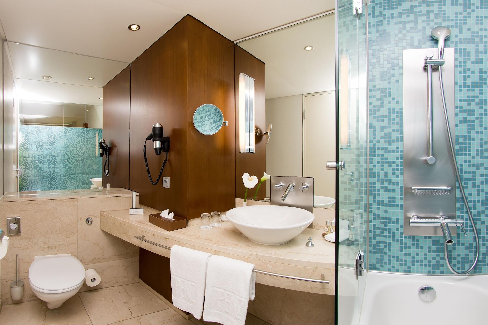 The Penz Hotel Инсбрук Екстериор снимка